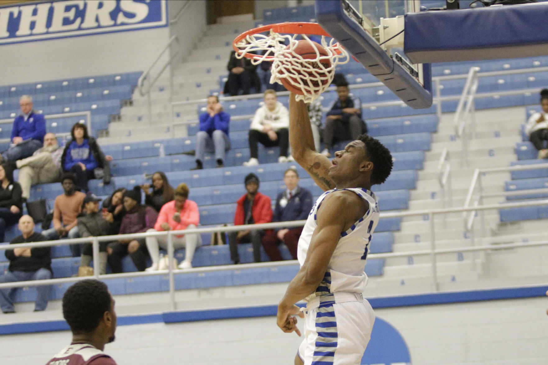 GALLERY-EIU-v-EKU-mbb-032-020720.JPG